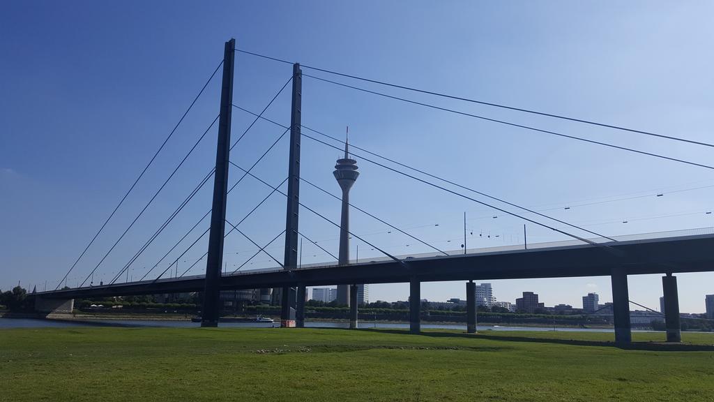 H2 Apartment Dusseldorf